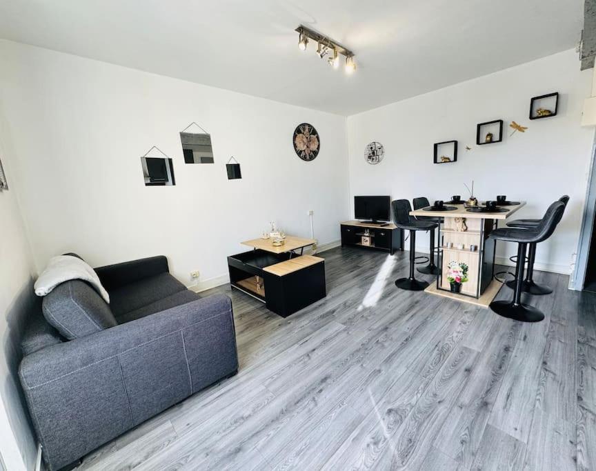 Isval Wifi-Hyper Centre Cognac Apartment ภายนอก รูปภาพ
